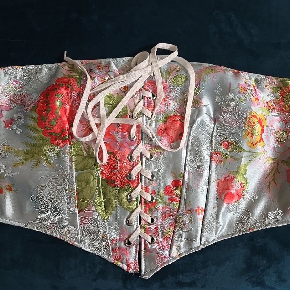 Floral Lace-Up Corset Top Mediun